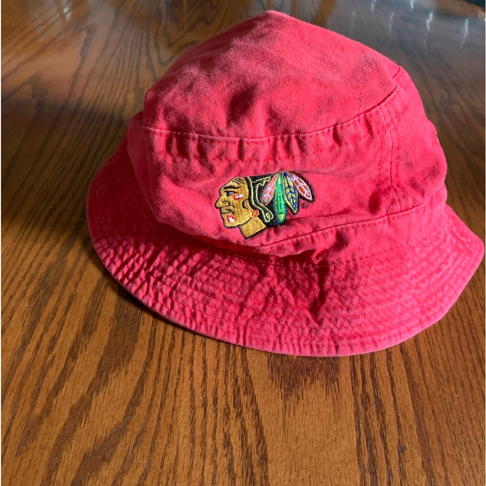 Chicago Blackhawks bucket hat, adult